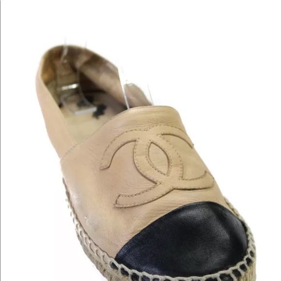 Chanel espadrilles 38 worn but have a lot of life left - Picture 8 of 10
